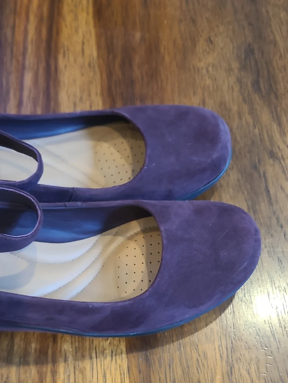 Clarks Suede Wedge Ankle Strap Heels Wynnmere Fox 8.5